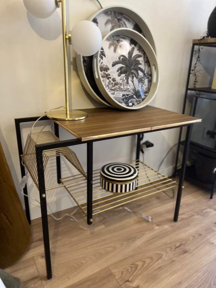 0C6FC0DD 9510 42BE BA92 B7D3D89318EA 1 105 c