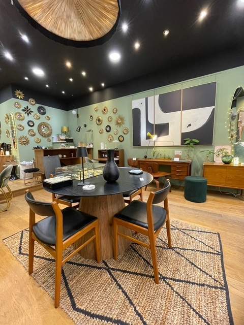 B0565AC0 7892 42E9 A8B2 3BE90016AED7